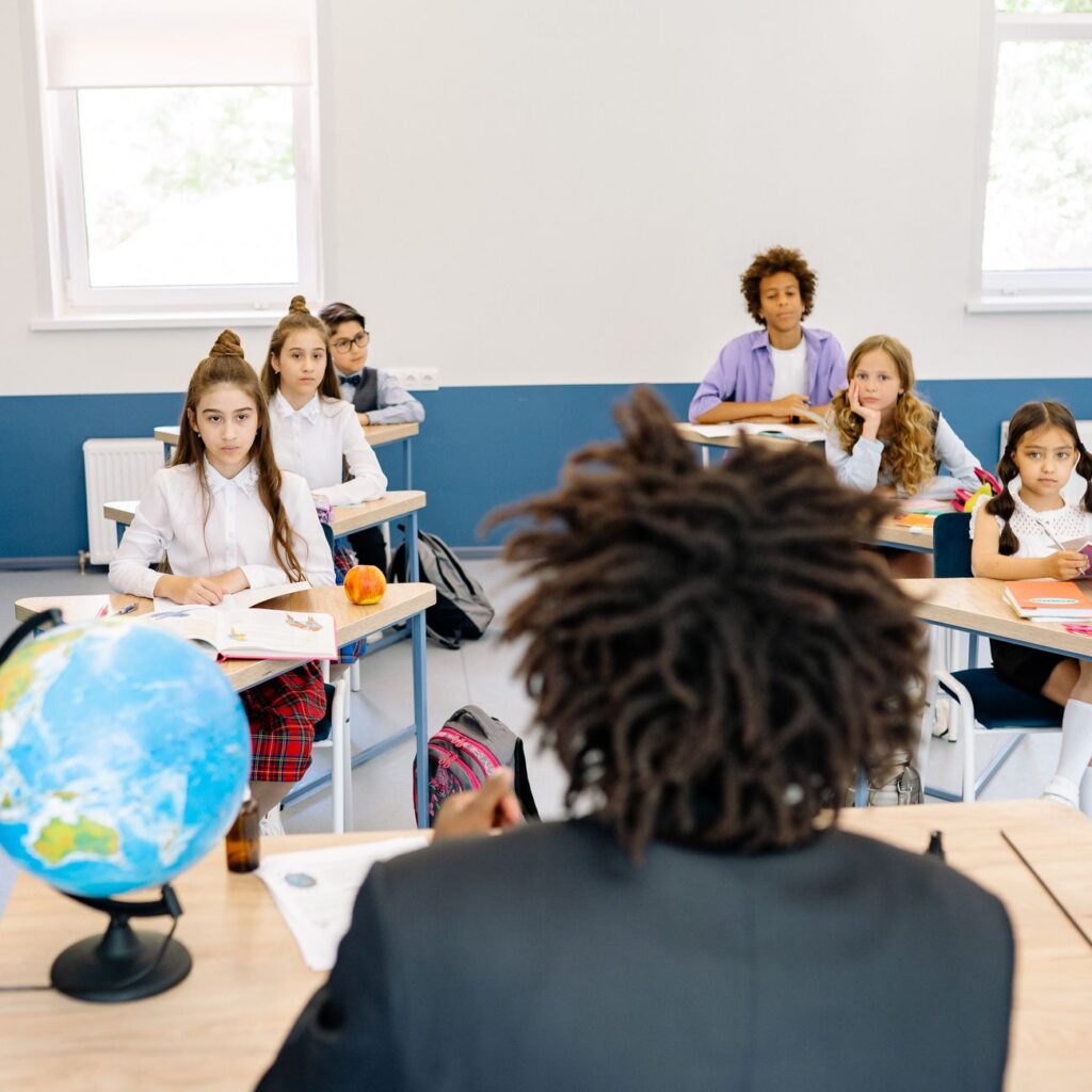 Cómo los másteres en educación abordan la diversidad en el aula 1 pexels photo 8617961 10